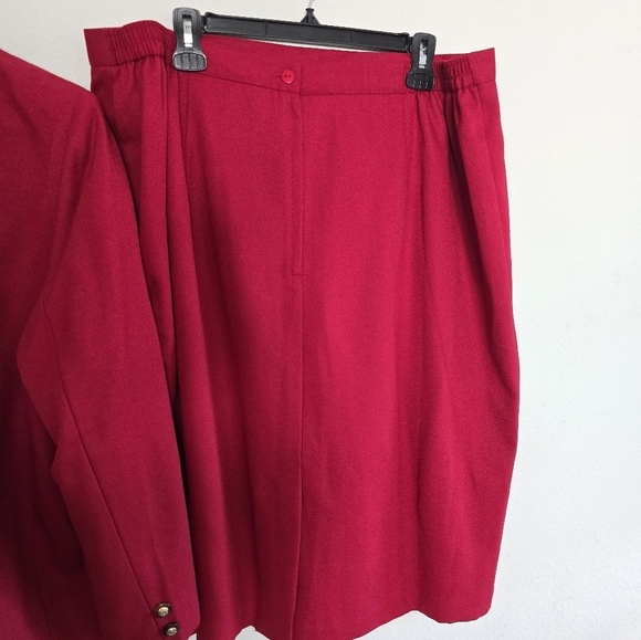 Vintage Panther 2Piece Skirt Suit 24W Red Long Sleeve Button Up Career - Picture 13 of 15